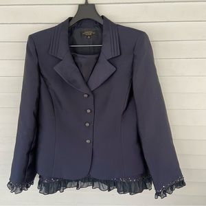 Tahari Arthur S. Levine Luxe ladies dress  suit in navy size 12